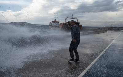 Turkey Searches Black Sea for Missing Sailors After Deadly Storms 95 3 23