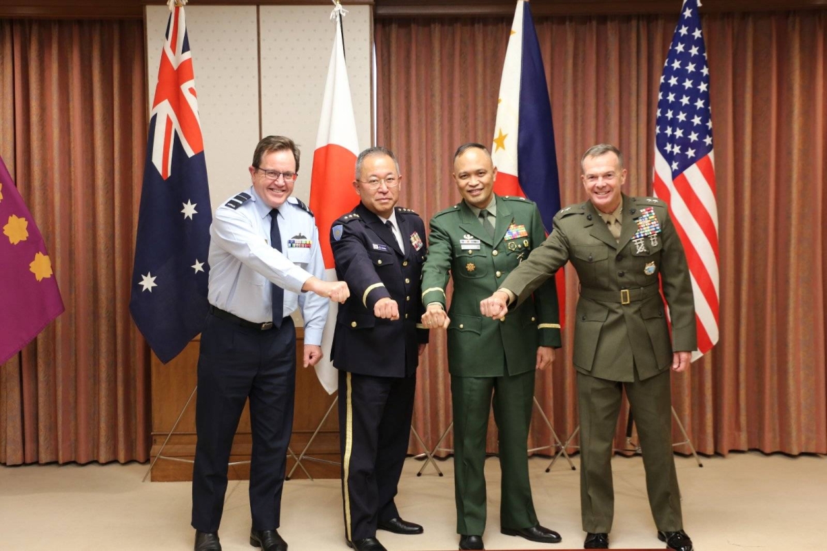 Major General Jay Bargeron, Director for Strategic Planning and Policy Directorate, J5, US Indo-Pacific Command; AVM Mike Kitcher, Deputy Chief Joint Operations Australian Defense Forces; and Brigadier General Rommel Cordova, Assistant Deputy Chief of Staff for Plans, AJ5, Armed Forces of the Philippines, pose for a photo with General Yoshida Yoshihide, Chief of Joint Staff, Japan Self-Defense Force.