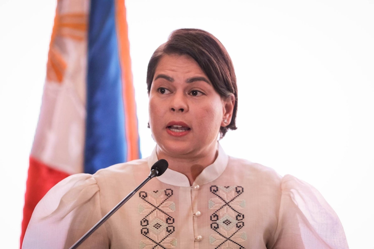 Vice President and Education Secretary Sara Duterte and Jose Ma. 'Joey' Concepcion 3rd, founder of the Philippine Center for Entrepreneurship Foundation, Inc., sign a memorandum of agreement at the GoNegosyo anniversary at the Manila Polo Club in Makati City, on Monday evening, Nov. 27, 2023. PHOTOS BY J. GERARD SEGUIA