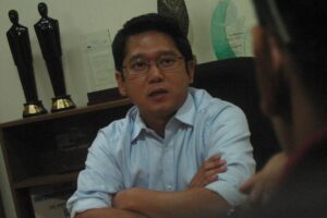 photo by: jessie laureta
quezon city mayor herbert bautista during a roundtable disscussion at the manila times office on april 15,2011.