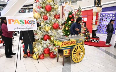 Celebrating Filipino Christmas at the American Dream Mall An ice cream cart brings memories of home. CONTRIBUTED PHOTO