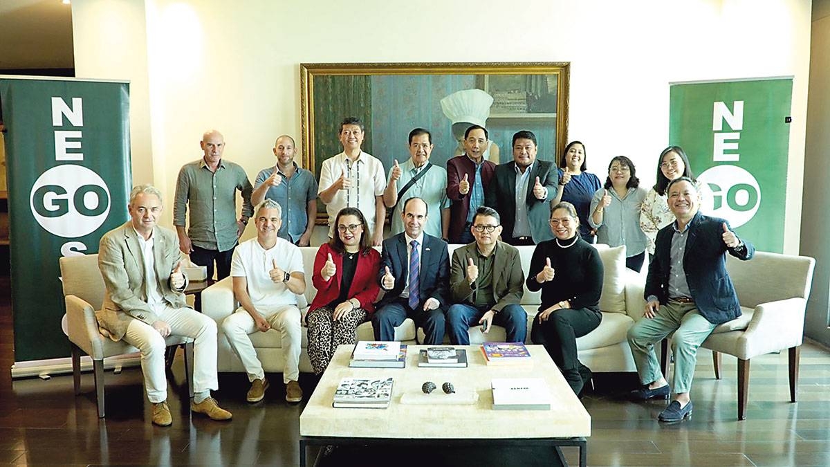AGRI PARTNERSHIPS Israel’s Innovative Agro Industry meets with companies who are part of the Kapatid Angat Lahat sa Agri Program of Go Negosyo, led by founder Jose Maria ‘Joey’ Concepcion 3rd. In the meeting were (standing, from left) Ofer Tamir of LR Group, Shahar Turgeman of LR Group, Mat Maderazo of Planters Products, Francisco Dizon of Dizon Farms, Dr. William Dar of Go Negosyo, James Amparo of Yovel East Agriventures, Mina Akram of Go Negosyo, Abby Famadico of Go Negosyo and Daryll Battad of Go Negosyo. Seated (from left) are Christian Eyde Moeller of Lionheart Farms, Lior Crystal of LR Group, JoJo Gumino of Agrabah Ventures, Israel’s Ambassador to Manila Ilan Fluss, Jose Maria ‘Joey’ Concepcion 3rd, Rowena Sadicon of Philippine Rice Industry Stakeholders Movement and Toby Gatchalian of Metro Pacific Agro Ventures Inc.