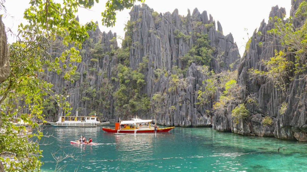 Twin Lagoon Coron Palawan PHOTOS FROM TPB