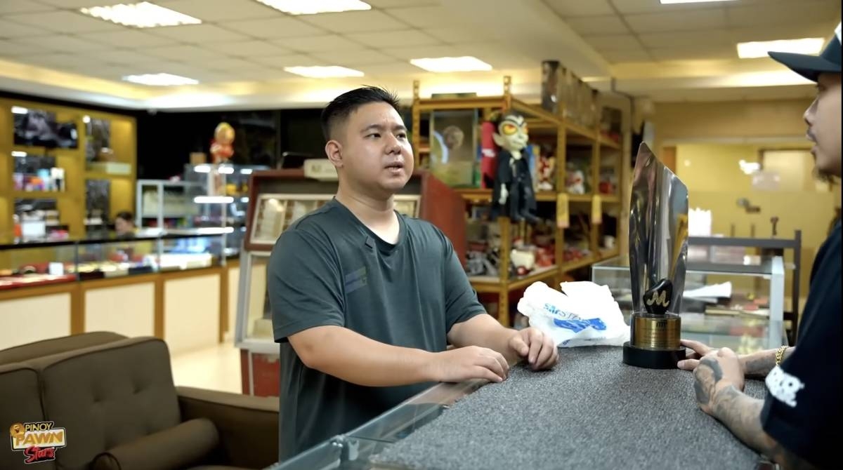 Jiro Manio sold his Gawad Urian Best Actor Award. SCREENSHOT PHOTO/BOSS TOYO PRODUCTION