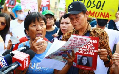 Plea for Freedom: Mother Appeals to Indonesian President to Release Mary Jane Veloso PARENTS' APPEAL Celia and Cesar Veloso, parents of overseas Filipino worker Mary Jane Veloso, and Mary Jane's two children, appeal to President Ferdinand Marcos Jr. and Indonesian President Joko Widodo to free Mary Jane who has been detained in Indonesia for 14 years, during a demonstration at the Mendiola Bridge in Manila on Wednesday, Jan. 10, 2024. PHOTOS BY MIKE ALQUINTO