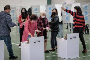 ELECTION DAY Taiwanese cast their ballots in the election at a polling station at a high school in Tainan on Saturday, Jan. 13, 2024. AFP PHOTO