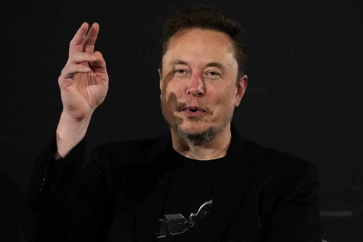 Elon Musk, owner of social media platform X, gestures during an event with Britain's Prime Minister Rishi Sunak in London on Nov. 2, 2023. AP PHOTO