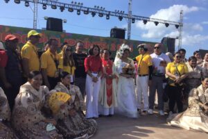 Tourism Secretary Christina Garcia-Frasco and local officials of Cebu City attended the 2024 Sinulog Grand Parade Opening Ceremonies. PHOTO BY MOISES CRUZ