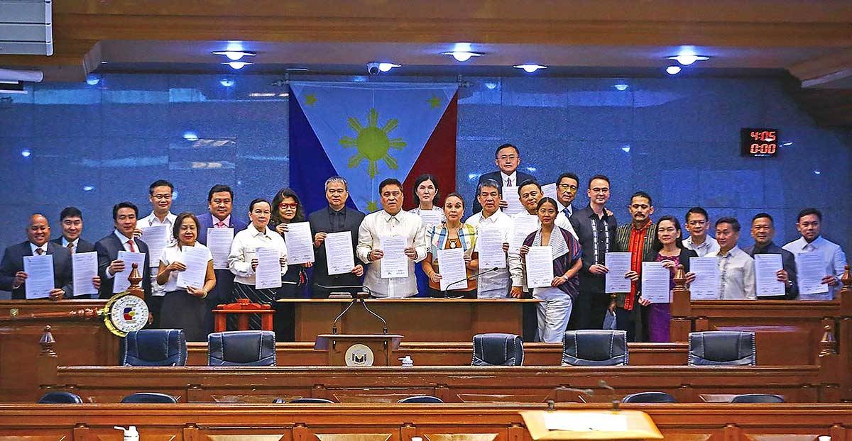 United Twenty-four senators hold signed manifestos against people’s initiative to amend the Constitution on Tuesday, Jan. 23, 2024. PHOTO By MIKE ALQUINTO