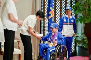 President Ferdinand R Marcos Jr. leads the awarding of incentives to the medalists of the 4th Asian Para Games at Heroes' Hall, Malacañan Palace in Manila on Wednesday, January 24, 2024. Photo from PCO