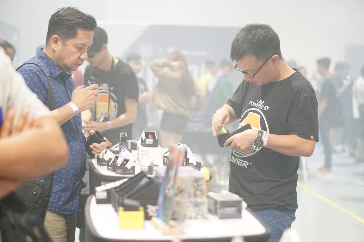Pt2/news/aug19/180819_vape5
Photo by: John Orven Verdote
Philippine Vape Festival in Aug 18 2019 held at SMX in Pasay city. Government will come up with the tax scheme and regulations on Vape and electronic cigarettes product.