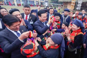 President Ferdinand Marcos Jr. and Vietnamese President Vo Van Thuong greet the crowd at the Imperial Citadel of Thang Long in Hanoi, Vietnam, on Tuesday, Jan. 30, 2024. CONTRIBUTED PHOTO
