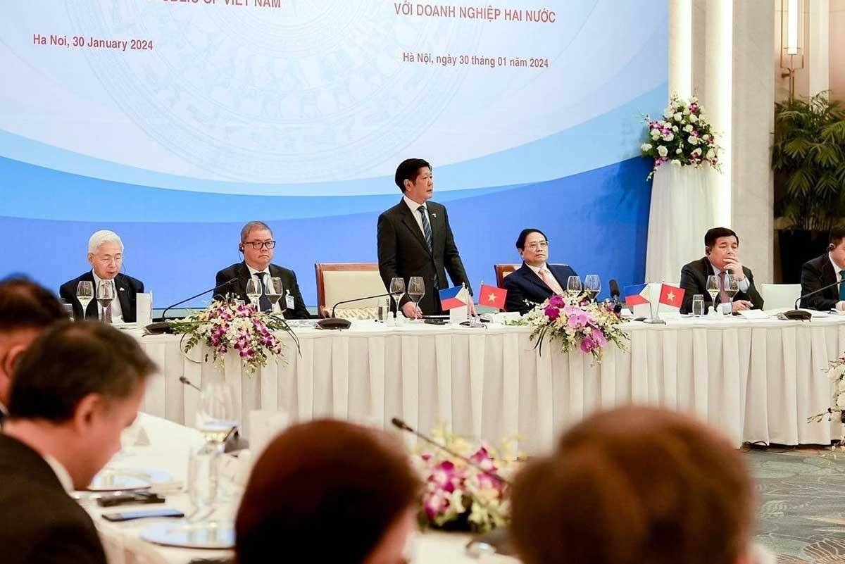 President Ferdinand R. Marcos Jr. invited on Tuesday Vietnamese businesses to consider the Philippines as an investment destination for their expansion plans covering various areas. Photo from PCO