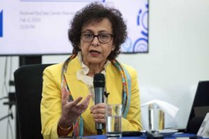 PRESS FREEDOM ADVOCATE Irene Khan, United Nations special rapporteur on the promotion and protection of the right to freedom of opinion and expression, discusses her initial assessment of the freedom of the press in the country during a briefing at the UN office in Mandaluyong City on Friday, Feb. 2, 2024. Khan said that there should be less government interference in the media. Khan arrived in the country on January 22 and met with representatives of several government agencies, including the Department of Foreign Affairs and the Presidential Task Force on Media Security. She visited Malacañang on Thursday, February 1, when she met with Executive Secretary Lucas Bersamin. PHOTO BY J. GERARD SEGUIA