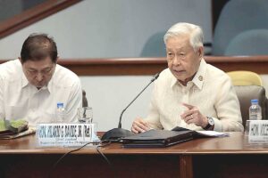 Former chief justice Hilario Davide Jr. shares his thoughts on Charter change. PHOTO BY J. GERARD SEGUIA