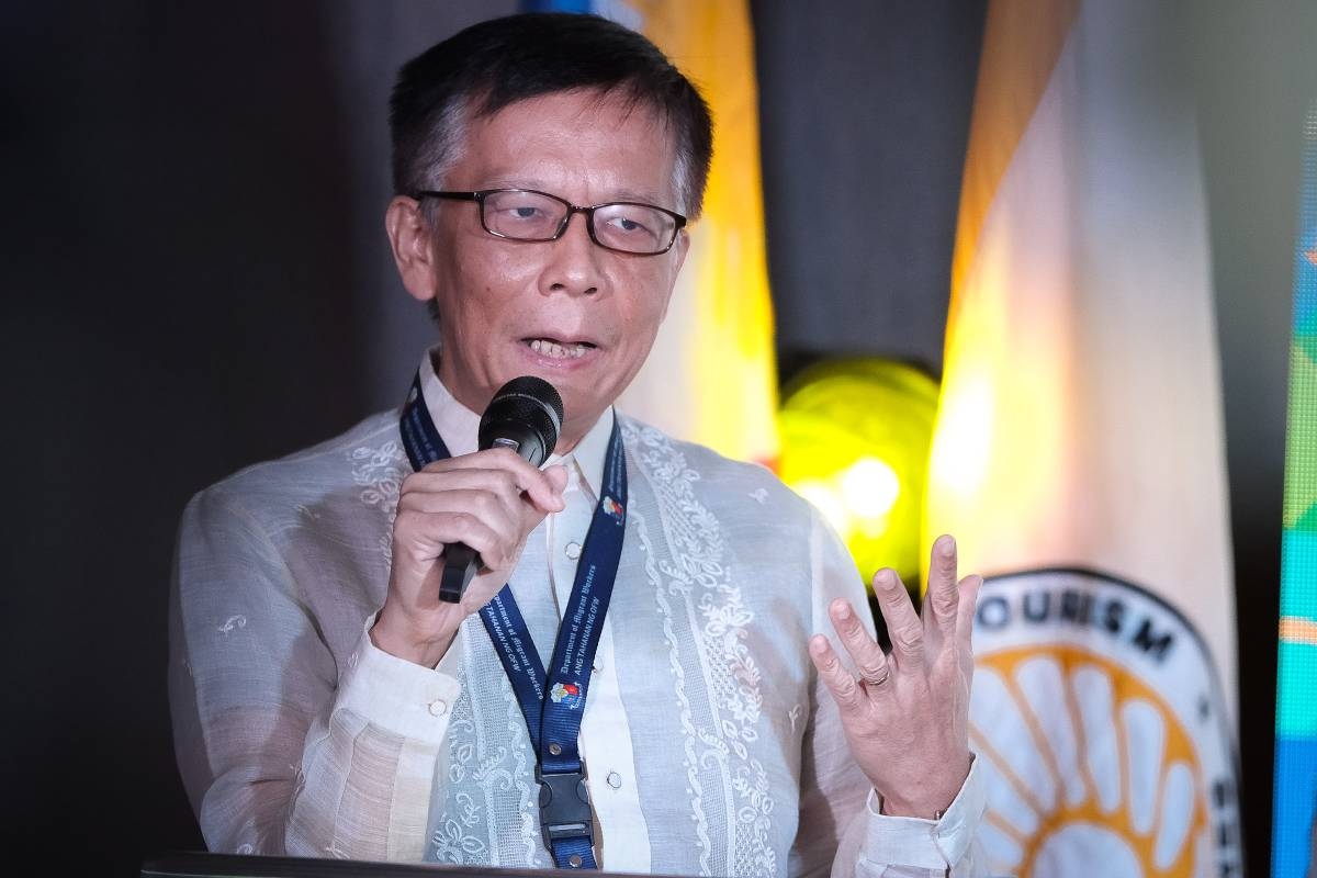 Migrant Workers Officer-in-Charge Hans Leo Cacdac. PHOTO BY J. GERARD SEGUIA