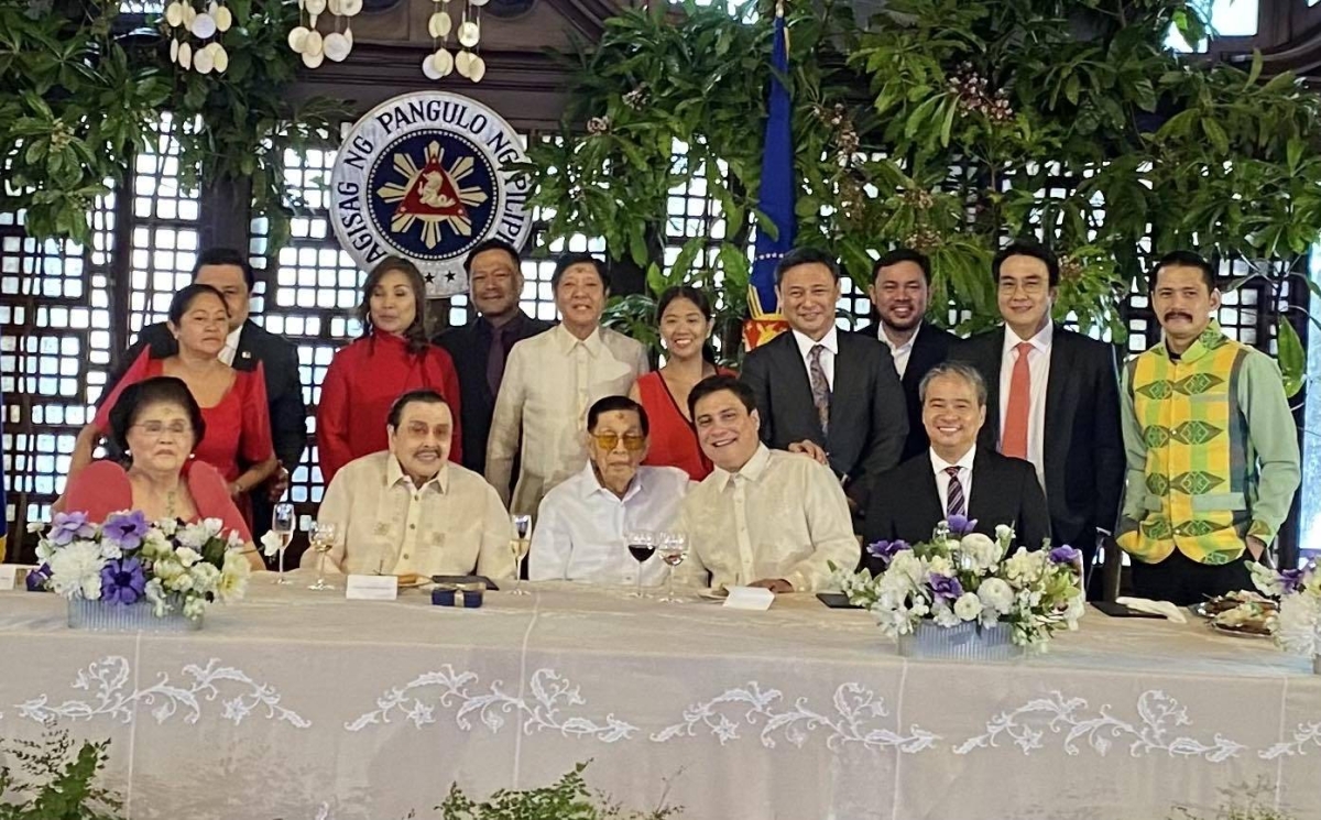 GO JOHNNY GO Presidential Legal Counsel Juan Ponce Enrile celebrates his 100th birthday in Malacanang on Wednesday, Feb. 14, 2024. In this photo, Enrile is flanked by present and former colleagues in government. CONTRIBUTED PHOTO