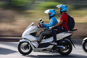 FASTER Motorcycle taxies are preferred because they are cheaper and get passengers to their destination faster. PHOTOS BY J. GERARD SEGUIA