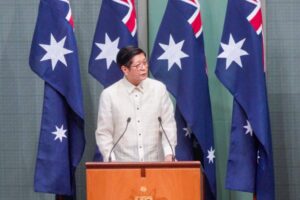 President Ferdinand Marcos Jr., the first Philippine president to address the Australian Parliament, emphasizes the longstanding friendship and shared goals between the two nations. In his speech, the President highlighted ties dating back to the 1800s and collaboration during World War II. He stressed the importance of the Strategic Partnership amid current geopolitical and climate challenges, expressing confidence in the future of the Philippines-Australia partnership, grounded in common values and a spirit of unity. PRESIDENTIAL COMMUNICATIONS OFFICE PHOTOS