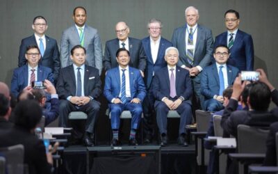 President Ferdinand R. Marcos Jr. emphasized his administration's commitment to inviting more investors to expand operations in the Philippines during the Philippine Business Forum in Melbourne.
PBBM highlighted laws like the Public-Private Partnership Code, the Internet Transactions Act, and the Tatak Pinoy Act, ensuring responsive policies and reducing bureaucratic processes.
During the forum, a presentation of Memorandums of Understanding (MOUs) and Letters of Intent (LOIs) was conducted, resulting in the securing of a total of PhP86 billion in investments from 12 business deals. PHOTO FROM PCO