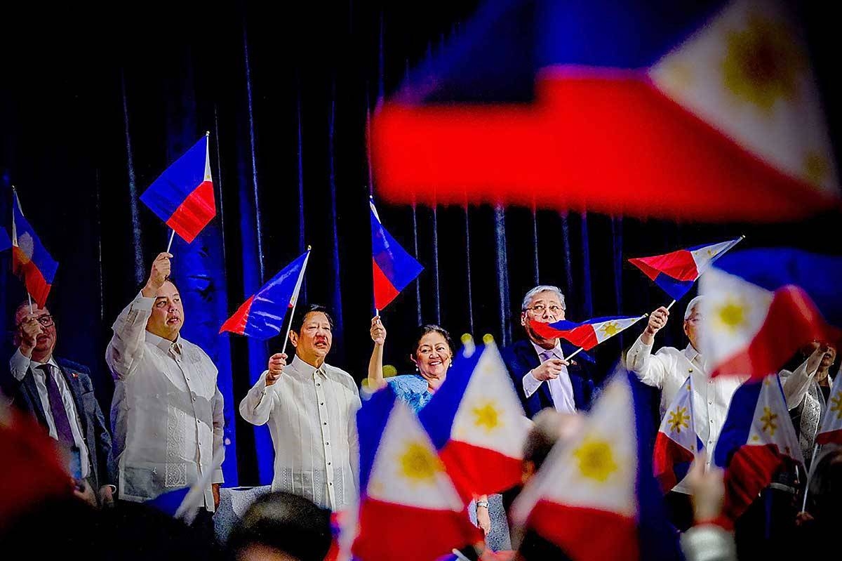 MARCOS IN BERLIN President Ferdinand Marcos Jr., First Lady Louise Araneta-Marcos and other Philippine officials spend time with the Filipino community in Berlin on Tuesday, March 12, 2024. CONTRIBUTED PHOTO