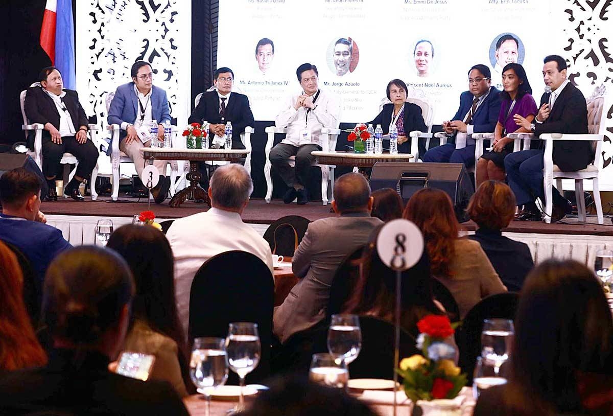 SUMMIT Officials of political parties and the Commission on Elections gather on Wednesday, March 13, 2024, at the Manila Hotel to discuss various issues. From left are Efraim Bag-id, director of the Political Finance and Affairs Department of the Comelec; Vincent Noel Aureus, executive director of Partido Reporma; Jorge Azuelo, deputy secretary-general of Partido Demokratiko Sosyalista ng Pilipinas; Erin Tañada, executive vice president of Liberal Party; Emmi de Jesus, national chairman of Gabriela Women’s Party; Leon Flores 3rd, secretary-general of Aksyon Demokratiko; Rafaela David, president of Akbayan Party; and former senator Antonio Trillanes 4th, national chairman of Magdalo Party-list. PHOTO BY MIKE ALQUINTO
