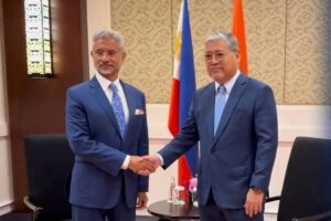 As two seafaring nations of the Indo-Pacific and two of the biggest contributors of manpower in the global shipping industry, Secretary for Foreign Affairs Enrique A. Manalo and Indian External Affairs Minister Jaishankar discussed shared interests in ensuring maritime safety and agreed to explore cooperation in ensuring the security of Indian and Filipino seafarers such as those working on board merchant vessels plying the Red Sea. Photo from Department of Foreign Affairs