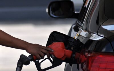 Fuel Price Forecast: Gasoline to Increase, Diesel to Rollback an oil company personnel refills a gas station from an oil tanker truck in manila on wednesday,On the first day of Lent, a season of self-sacrifice, oil companies imposed Wednesday a "big" fuelprice hike, with the price adjustment in some products breaching the P1 mark.The oil firms including Shell, Total, Chevron and Petron made their price hikes effective 6:01 a.m.Premium and regular gas had the biggest price hikes, ranging from P1.15 to P1.35 per liter. photo by: jessie laureta