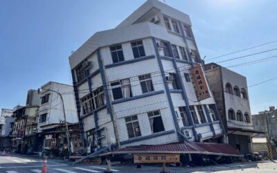 Manila Economic Cultural Office Confirms Safety of Filipinos in Taiwan Earthquake This photo taken by Taiwan's Central News Agency (CNA) on April 3, 2024 shows a damaged building in Hualien, after a major earthquake hit Taiwan's east. A major 7.4-magnitude earthquake hit Taiwan's east on the morning of April 3, prompting tsunami warnings for the self-ruled island as well as parts of southern Japan and the Philippines. (Photo by CNA / AFP) / Taiwan OUT - China OUT - Macau OUT / Hong Kong OUT RESTRICTED TO EDITORIAL USE