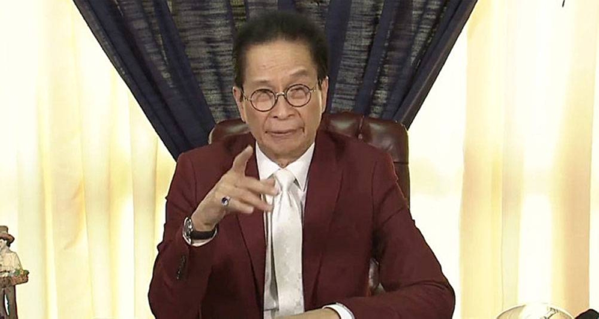 Salvador-Panelo