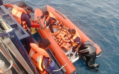 Enhancing Maritime Security: Philippine Coast Guard Joins Joint Military Drills with the United States SEARCH AND RESCUE MISSION Personnel of the Philippine Coast Guard prepare for a search and rescue operation after a fishing boat, RCT-999, sank off Zamboanga waters on Thursday, Feb. 1, 2024. PHOTO COURTESY OF PHILIPPINE COAST GUARD