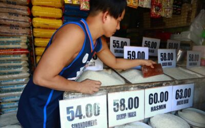 Vendors arrange products in their stalls at the Paco Market in Manila on Sunday, April 21, 2024. President Ferdinand Marcos Jr. has called for a government-wide approach to improve efforts in eradicating hunger and ensuring food security. PHOTO BY MIKE ALQUINTO