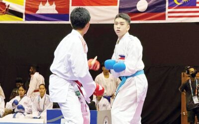 Sebastian Neil ‘Bashy’ Mañalac (right) fights Thailand’s Thanadet Thanatthanakorn in the -70 kilogram men’s Cadets Kumite finals during the 11th South East Asian Karate Federation Championships in Bangkok, Thailand. PHOTO FROM KARATE PILIPINAS SPORTS FEDERATION INC. FB PAGE