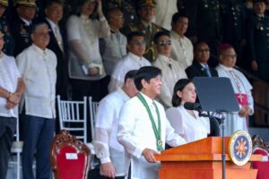 President Ferdinand R. Marcos Jr. reminded the “Bagong Sinag” Class of 2024 of the Philippine Military Academy (PMA) to remain resolute amid various threats blocking the administration’s shift to a secure, safe and progressive “Bagong Pilipinas. Photo from PCO