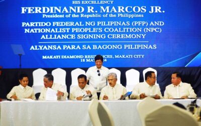 NEW ALLIANCE President Ferdinand Marcos Jr. (standing) witnesses the signing of an alliance between his Partido Federal ng Pilipinas and the Nationalist People’s Coalition, led by its chairman and former Senate president Vicente Sotto III in Makati on May 18, 2024. South Cotabato Gov. Reynaldo Tamayo Jr. represented PFP as its president. Seated (from left) are llocos Norte 1st District Rep. Ferdinand Alexander Marcos, Special Assistant to the President Antonio Lagdameo Jr., Tamayo, Sotto, Rizal 1st District Rep. Michael John Duavit, and Secretary Mark Llandro Mendoza, presidential adviser on legislative affairs and head of the presidential legislative liaison office. PHOTO BY MIKE ALQUINTO